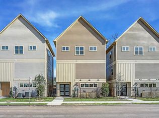 5345 Larkin St, Houston, TX 77007