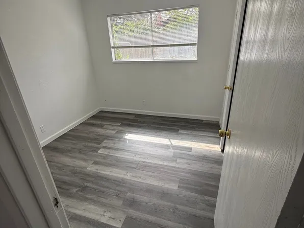 390 Henshaw Ave Unit 5, Chico, CA 95973