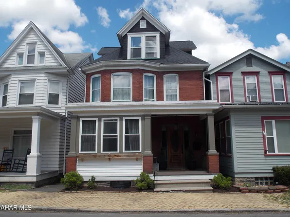 316 22nd Ave, Altoona, PA 16601