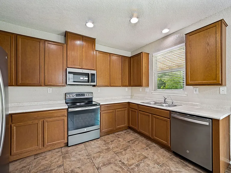 2419 Sundrop Bay — Photo 12