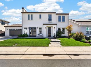 808 Iris Ct, Lodi, CA 95242