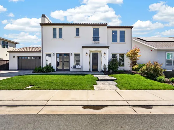 808 Iris Ct, Lodi, CA 95242