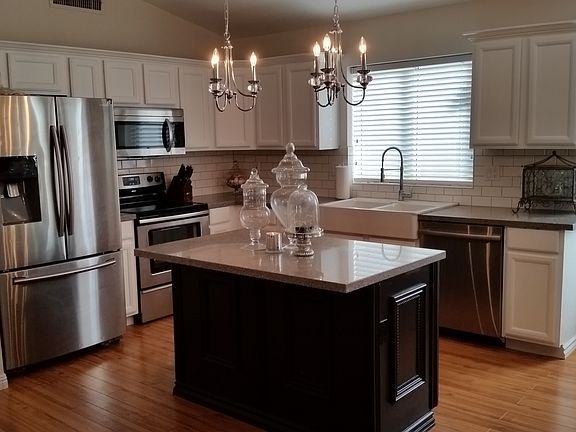 Stainless appliances