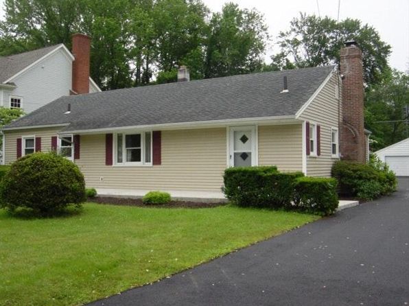 49 Circle Dr