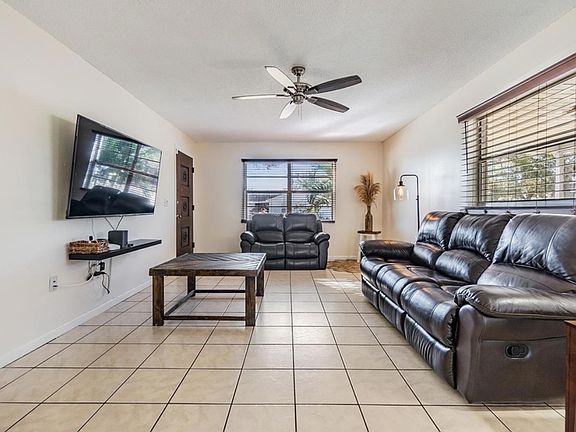 2nd image of 1540 Dolphin Dr
