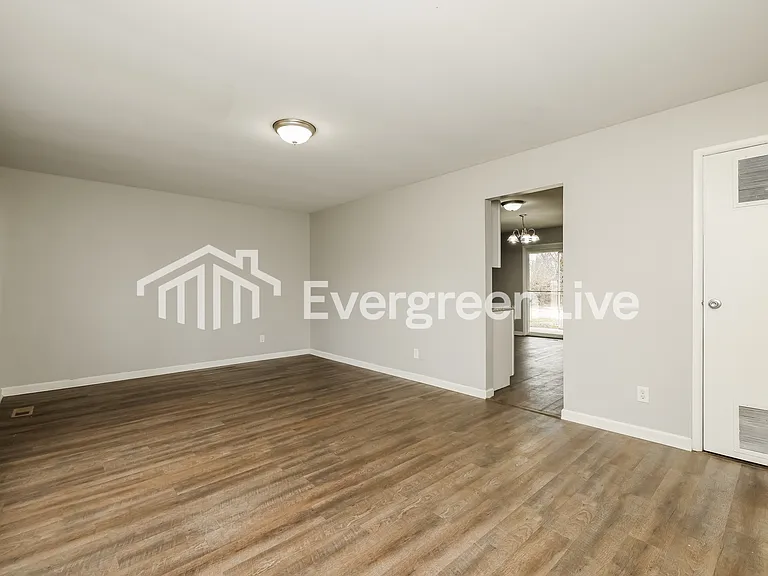 511 Unger Ave — Photo 3
