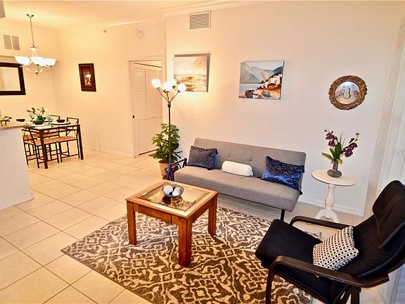 4th image of 1000 Gardens Edge Dr #1013