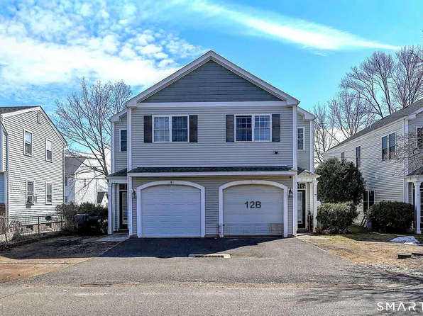 12 Landin Street #B, Woodbridge, CT 06525