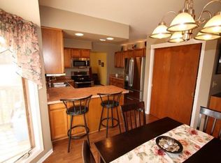 32675 Trail Ln, Burlington, WI 53105