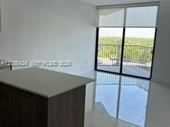 5300 Paseo Blvd, Doral, FL
