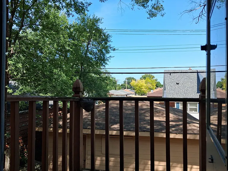 7106 W Congress St — Photo 15