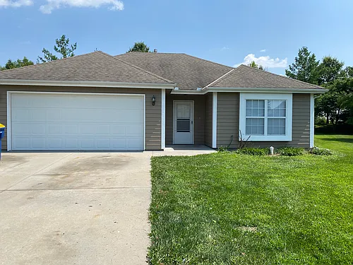 1432 Tamarisk Ct Photo 1
