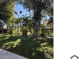 5330 Elmhurst Rd APT A, West Palm Beach, FL 33417