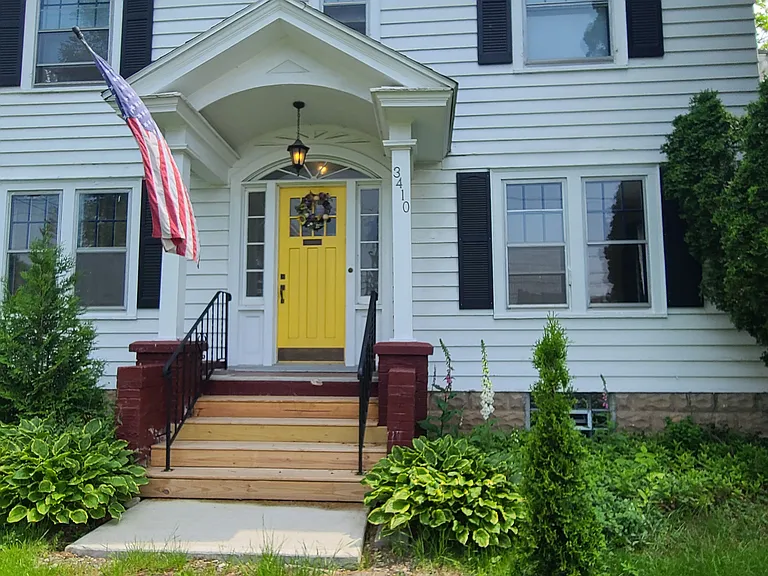 3410 James St — Photo 33