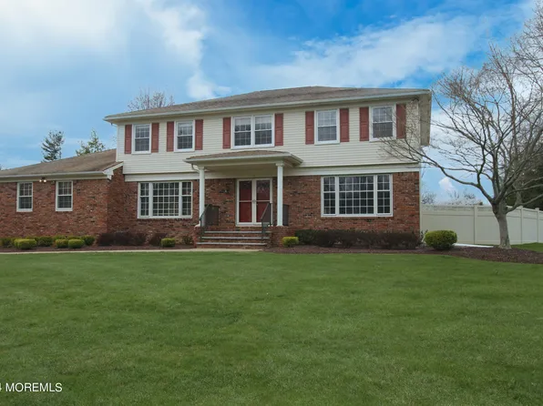 9 Princeton Drive, Manalapan, NJ 07726