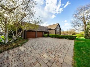 9700 W 106th St, Overland Park, KS 66212