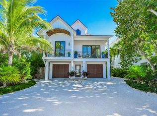 115 Park Ave, Anna Maria, FL 34216
