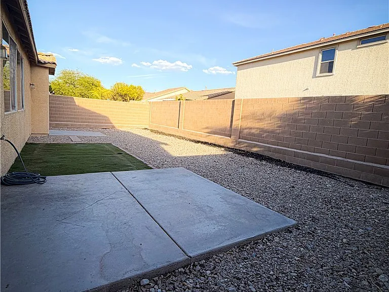 7637 Pioneer Ranch Ave — Photo 11