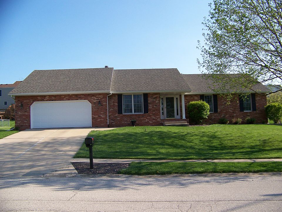 1st image of 38 Knollwood Dr