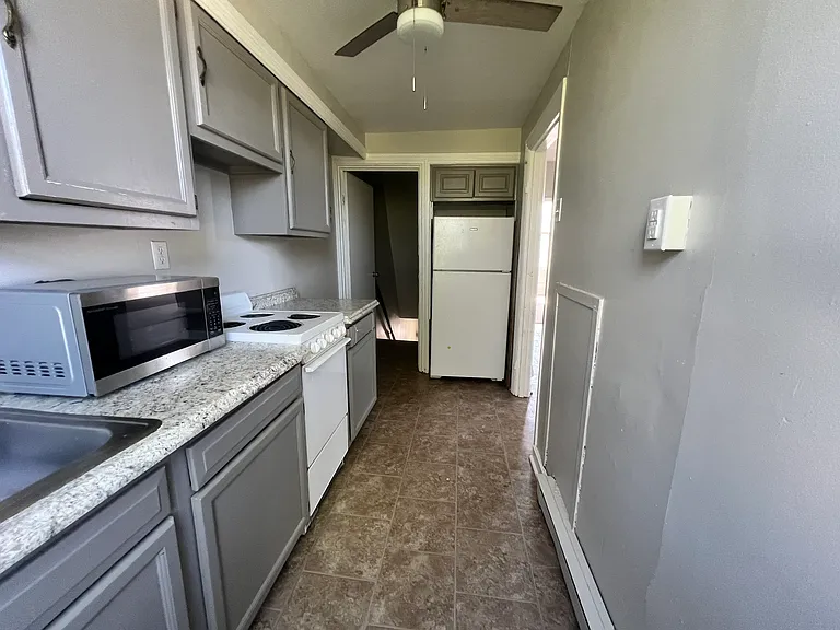 404 Swatara St #404 — Photo 3