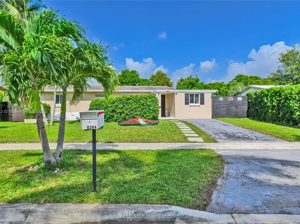 6294 NW 17th St, Margate, FL 33063