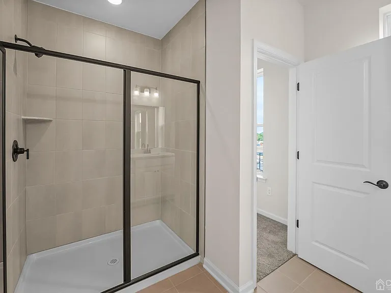 204 Lyla Ln — Photo 12