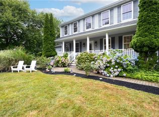 45 Algonquin Rd, Narragansett, RI 02882