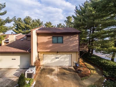1893 Brookwood Dr, Akron, OH, 44313