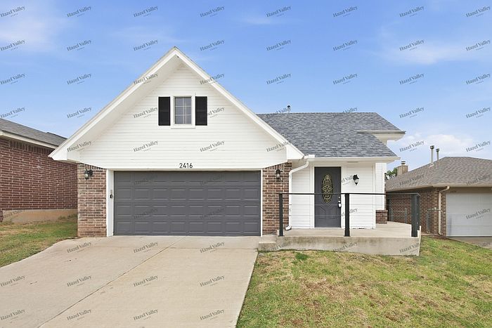 1st image of 2416 Cherry Ln