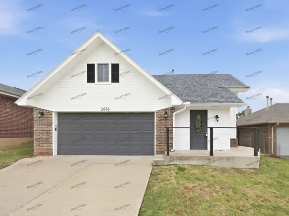 2416 Cherry Ln, Midwest City, OK 73130