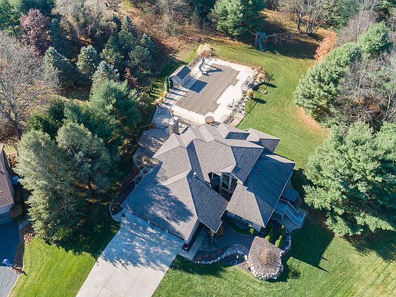 2nd image of 5865 Dunwoody Ct