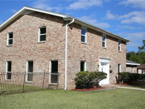 5630 Wimbledon Ct, New Orleans, LA 70131