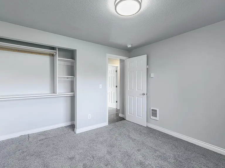 8400 NE 157th Ave — Photo 28