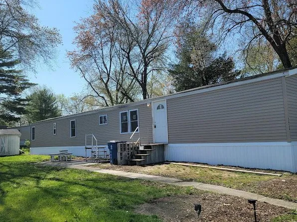 3422 New Moon St, Browns Mills, NJ 08015