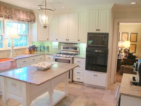 4th image of 1030 Glendalyn Cir