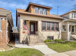 4917 N Kilbourn Ave, Chicago, IL