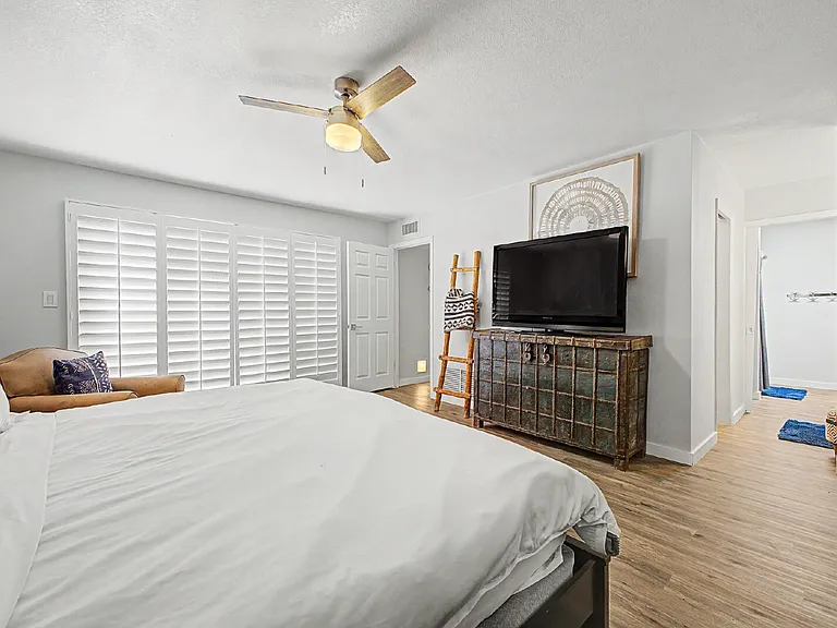 4525 N 66th St #102 — Photo 14