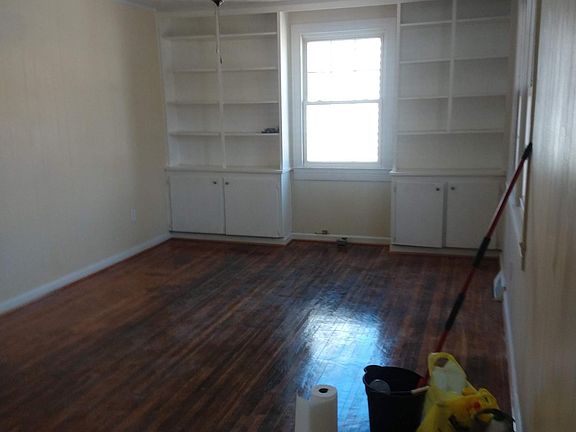 5th image of 915 Cole St