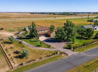 55535 E Apache Pl, Strasburg, CO 80136