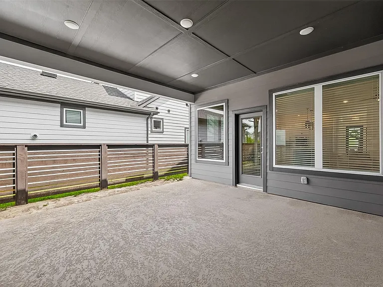 18406 Generous Ln — Photo 24