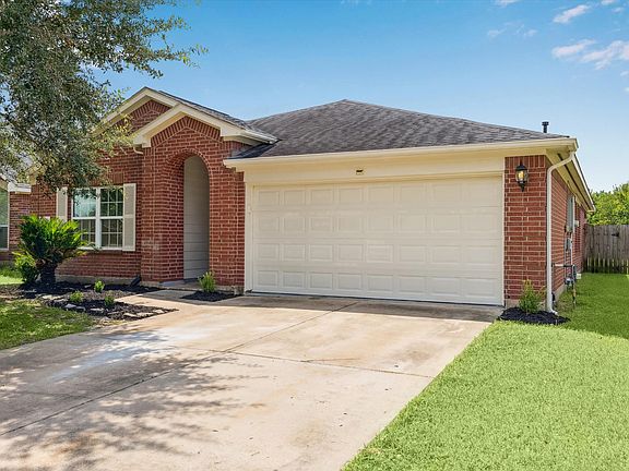 3rd image of 1419 Chandler Park Ln