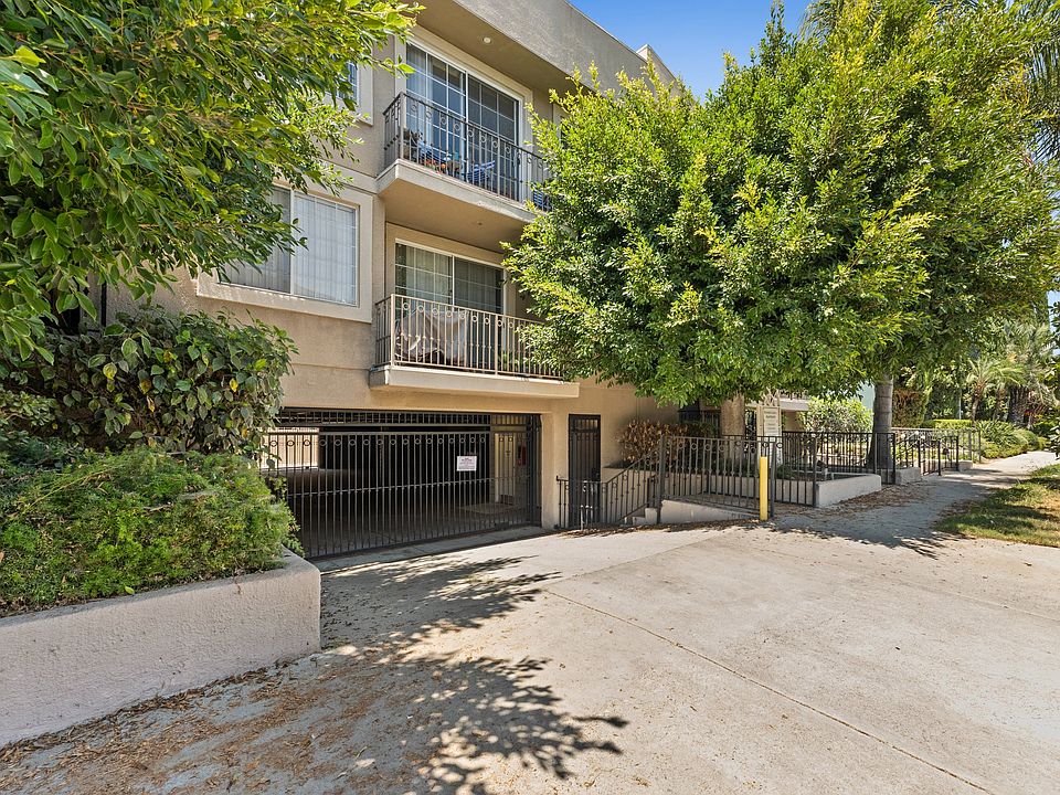 1st image of 621 N Bronson Ave APT 203