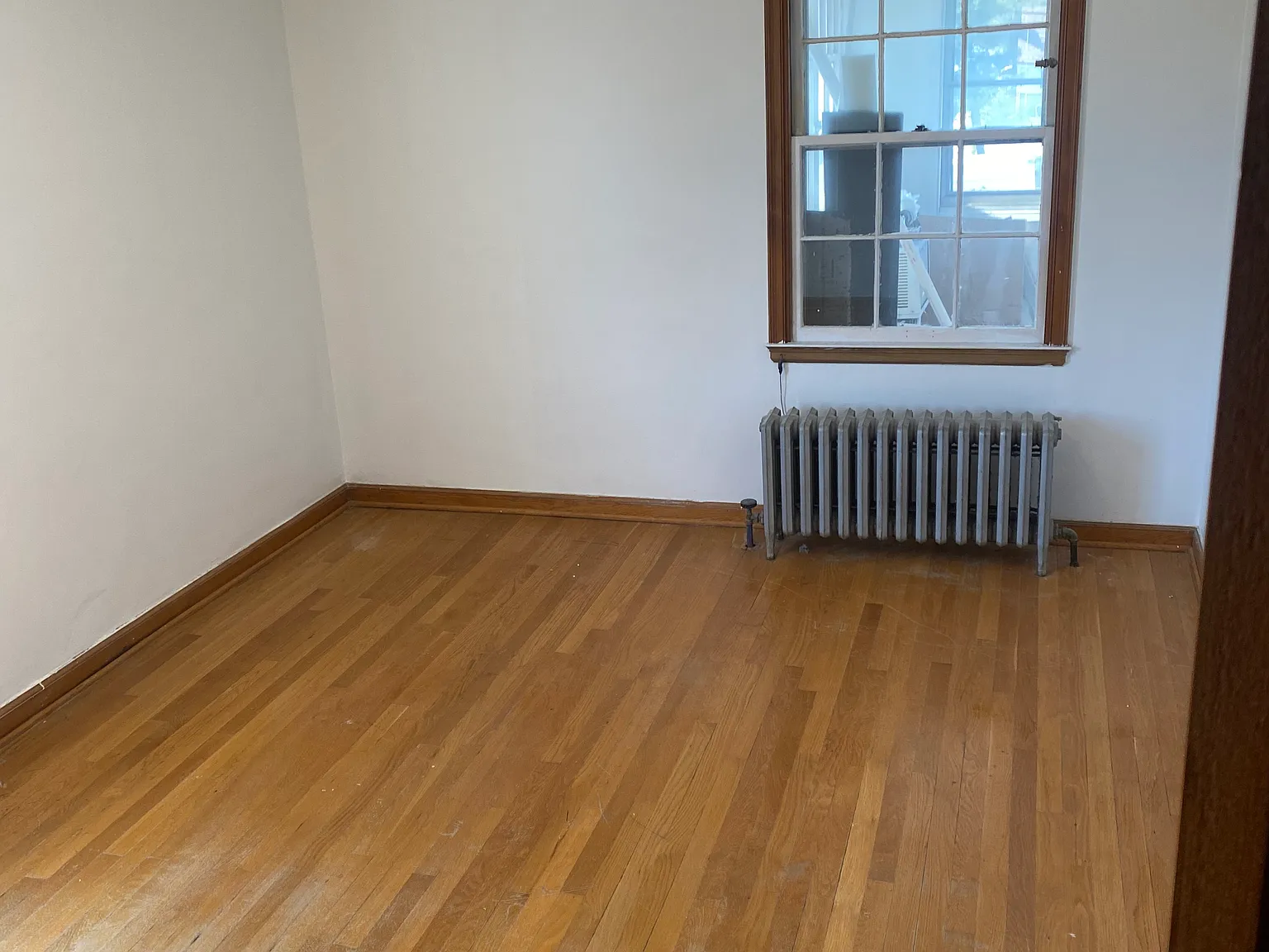 2 bed, 900 sqft, $1,350 — Photo 4