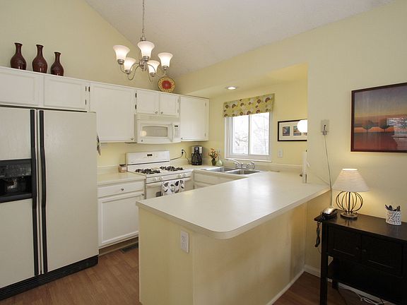 Brighton, open kitchen