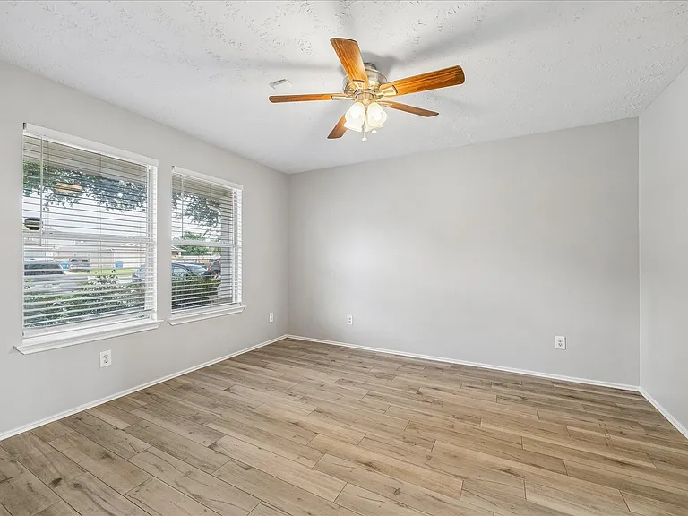 21211 Grand Linden Ct — Photo 8