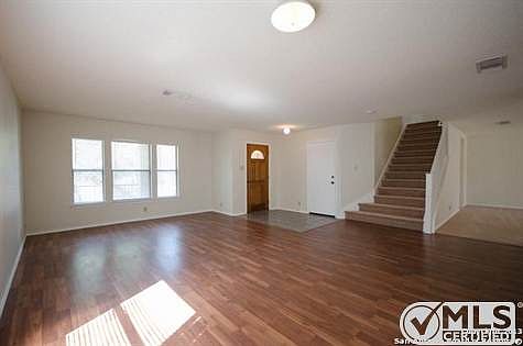 4th image of 3922 Knollwood
