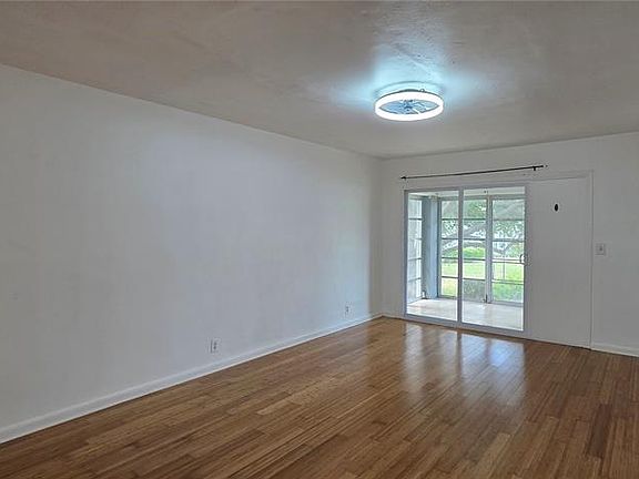 3rd image of 1433 S Belcher Rd APT C13