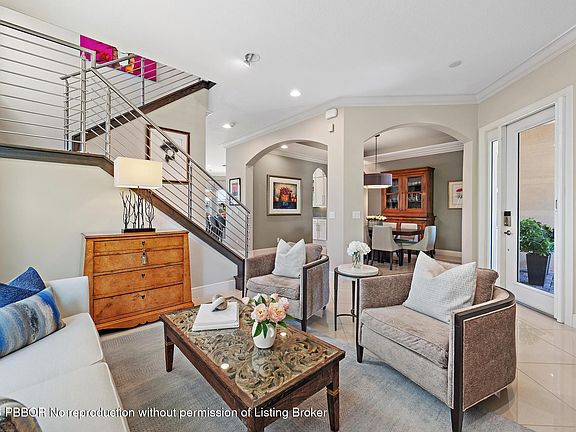 3rd image of 12132 Aviles Cir