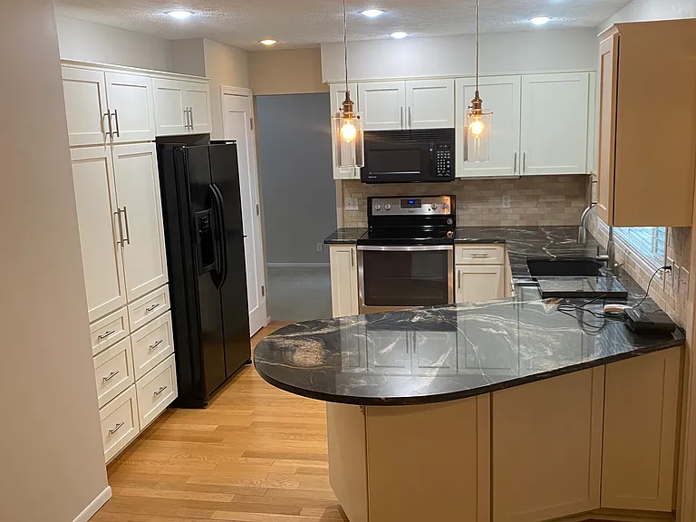 814 Gayle St — Photo 8