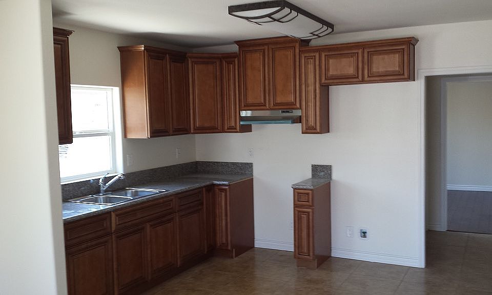 1st image of 1108 W 58th Pl